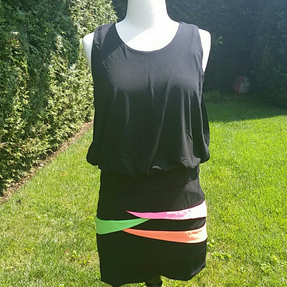 Elisa B. NWT Black Neon Blouson Dress